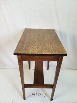 1915 American Arts & Crafts Tiger Oak Kids Desk / Hallway Table