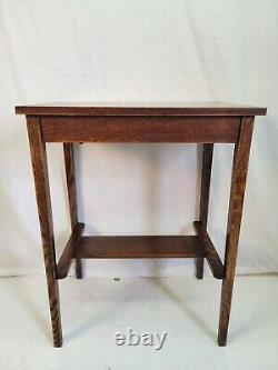 1915 American Arts & Crafts Tiger Oak Kids Desk / Hallway Table