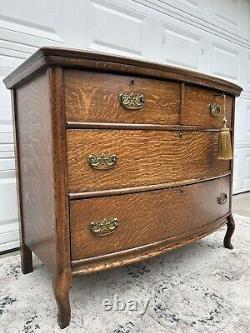 1920's Vintage Tiger Oak Dresser/Chest of Drawers