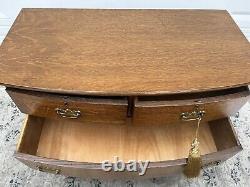 1920's Vintage Tiger Oak Dresser/Chest of Drawers