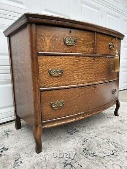 1920's Vintage Tiger Oak Dresser/Chest of Drawers