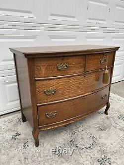 1920's Vintage Tiger Oak Dresser/Chest of Drawers