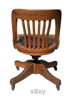 19TH C ANTIQUE VICTORIAN TIGER OAK SWIVEL OFFICE DESK CHAIR With LEATHER SEAT
