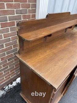 19th century Antique Tiger Oak Victorian Buffet Sideboard Server Cabinet See Pic