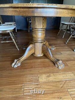ANTIQUE MID 19 c ROUND CLAW EXPANDABLE OAK DINING TABLE