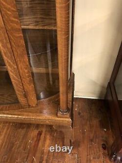 ANTIQUE TIGER OAK BOW FRONT CURIO CABINET With3 SHELVES WithDOUBLE PLATE GROVES