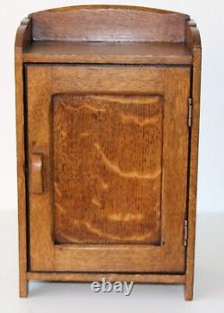 Antique 19th Century Victorian Tiger Oak Wall Hanging Bathroom Medicine Cabinet