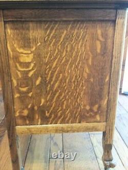 Antique American Tiger Oak dresser serpentine 3 drwrs beveled mirror 42 claw fi