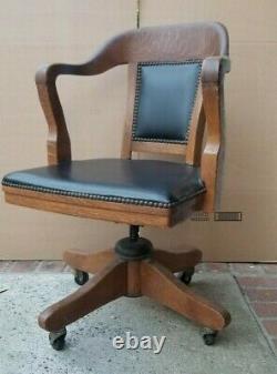 Antique B. L Marble Quarter Sawn Tiger Oak Rolling Banker's Desk Office Arm Chair