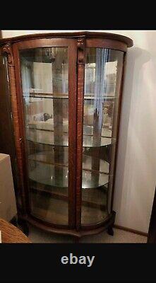 Antique Dark Oak Tiger Wood Lighted Lion Head Curved Glass Curio China Cabinet