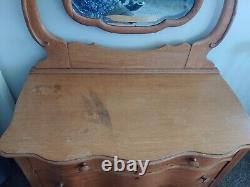 Antique Dresser 1900s Serpentine Tiger Oak Dresser withMirror & Original key