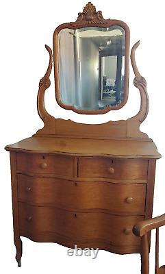 Antique Dresser 1900s Serpentine Tiger Oak Dresser withMirror & Original key