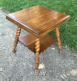 Antique English Oak Barley Twist Side Table Pedestal Stand Shelf Quarter Sawn
