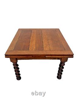 Antique Expanding Coffee Table Barley Twist Legs Quarter sawed Tiger Oak