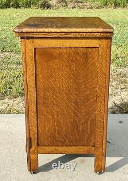 Antique Free THE FREE Treadle Sewing Machine with Tiger Oak Cabinet