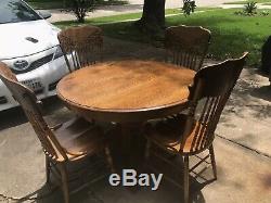 Antique Hastings Tiger Oak Clawfoot Table With Chairs