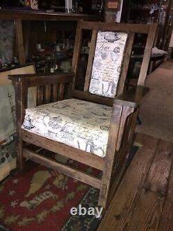 Antique Mission Arts & Crafts Quartersawn Solid Tiger Oak Wood Rocking Chair