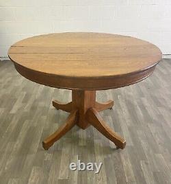 Antique Mission Arts and Crafts Style Tiger Oak Pedestal Dining Table with Leaf