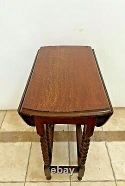 Antique Petite Kitchen Table Barley twist Gate Leg Drop side Leaf Oval Tiger Oak