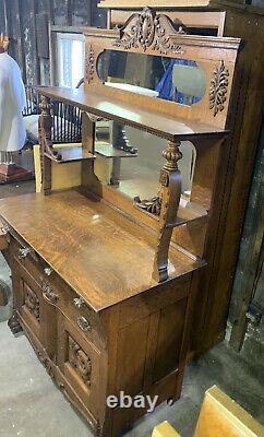 Antique Quarter-Sewn tiger Oak SideBoard/Buffet, Server Beveled Mirror Claw Feet
