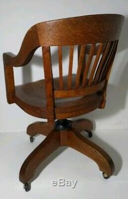 Antique Rolling Banker/Lawyer Office Chair Tiger Oak Wood Gunlocke Style