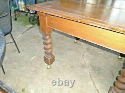 Antique Tiger Oak Arts & Crafts Refractory Dining Room Table withbarley twist legs
