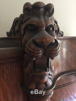 Antique Tiger Oak Bow Front & Sides Carved Lions Head & Feet Curio Original Nice