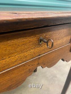 Antique Tiger Oak Dressing Vanity Table Lowboy w 3 Drawers & Key, c1750-1780