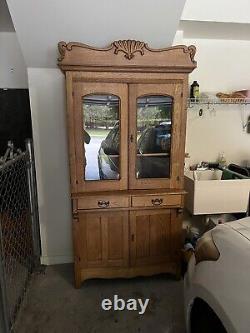 Antique Tiger Oak Hutch WithGlass Inlaid Doors/Currio/Cabinet. Shelves Beautiful