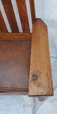 Antique Tiger Oak Mission Arts & Crafts Bench / Couch / Settee Circa 1910's