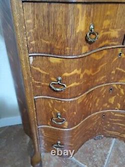 Antique Tiger Oak Serpentine (5) Five Drawer Chest Of Drawers With Mirror