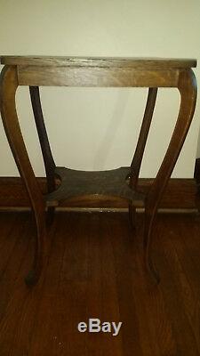Antique Tiger Oak Square Sofa Table in Excellent Condition