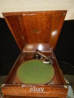 Antique Tiger Oak Table Top Victrola Victor Talking Machine Record Player 78 Rpm