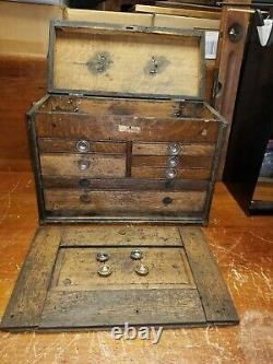 Antique UNION TOOL CHEST CO. B 17 Tiger Oak, 5/2, 7 Drawer Machinist Tool Chest