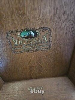 Antique Victor VV-IX 1915 Victorola Talking Machine Phonograph Tiger Oak Running
