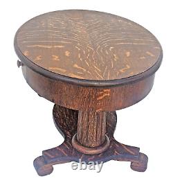 Antique Victorian American Tiger Oak Oval Coffee Table Circa 1900's