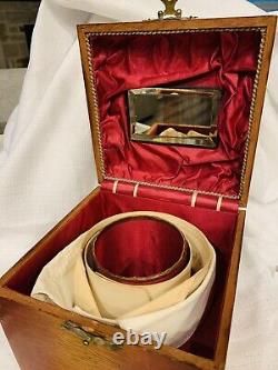 Antique Victorian Tiger Oak Collars Cuffs Box Red Satin With Mirror And Collars