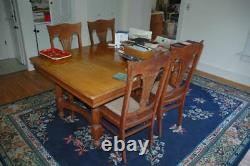 Antique Vintage Tiger Oak Dining Room Set Table & Lyre Back Chairs