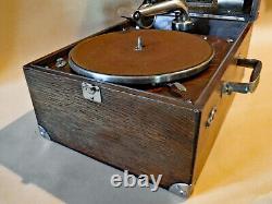 Antique Vintage Tiger Oak Victor Talking Machine VV-50 Wind-Up Phonograph