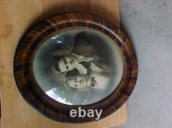 Antique oval gesso tiger oak wood bubble glass picture frame 22x18 inch