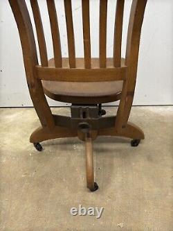 Antique vintage tiger oak office swivel chair mission quartersawn adjustable