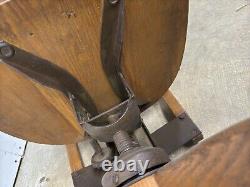 Antique vintage tiger oak office swivel chair mission quartersawn adjustable