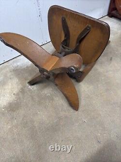 Antique vintage tiger oak office swivel chair mission quartersawn adjustable