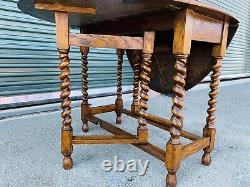 Beautiful Antique Tiger Oak Barley Twist Oval Gate Leg Drop Leaf Kitchen Table