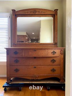 Beautiful Early 1900s Antique Tiger Oak Buffet Server With Mirror