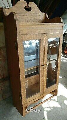 Beautiful Large Antique Medicine Cabinet Solid Tiger Oak Excellent