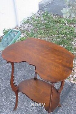 Early 1900s Oak Side End Table 3904