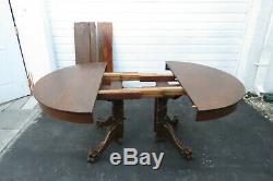 Early 1900s Tiger Oak Claw Feet Dining Table with Three Leaves 1084
