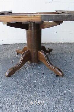 Early 1900s Victorian Tiger Oak Round Dinette Dining Table 5541