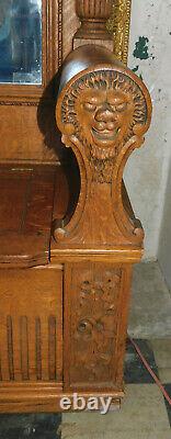Fantastic Large Tiger Oak Hall Tree Seat with Griffins and Lion Heads